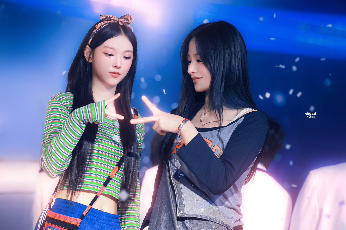 240602
K-WAVE

#Catnipz #캣닢즈
 #뉴진스 #NewJeans 
#민지 #Minji #해린 #Haerin