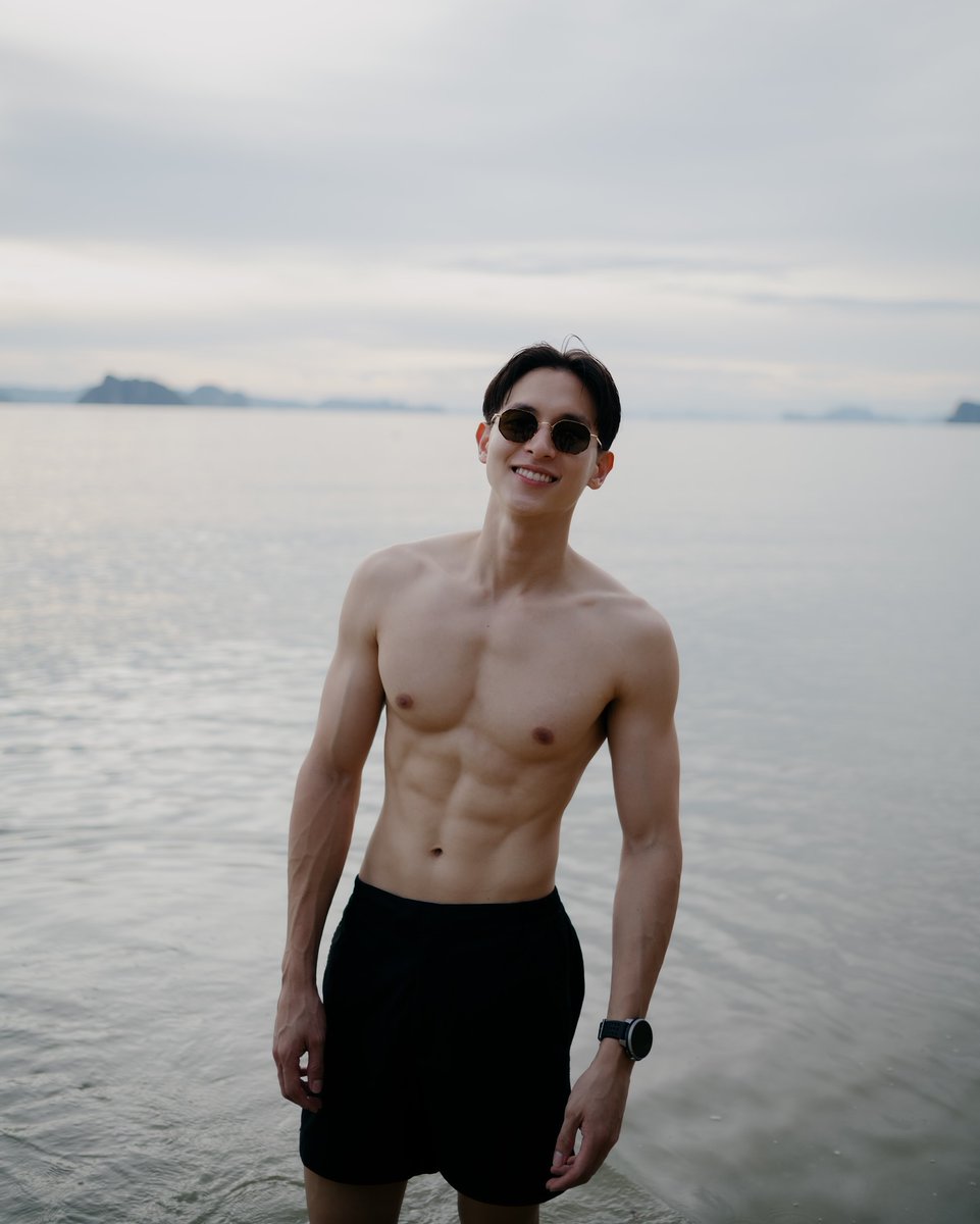 jirayu_jjfc_'s tweet photo. หน้าดิสนีย์ ��ุ่นมาเวลมาแล้ว❤️💪🏻
ขนมปังแถว🍞
กดไลค์เถอะครับ … อดข้าวมานานแล้ว

😩❤️
#เจมส์จิรายุ 
@Jirayu_jj #jirayu_jj 
#jirayu_jjfc #jamesjigallery 
#เจมส์จิ #เพจกลุ่มคนรักเจมส์จิ cr.สุดหล่อ https://t.co/U1FYi8VTjD