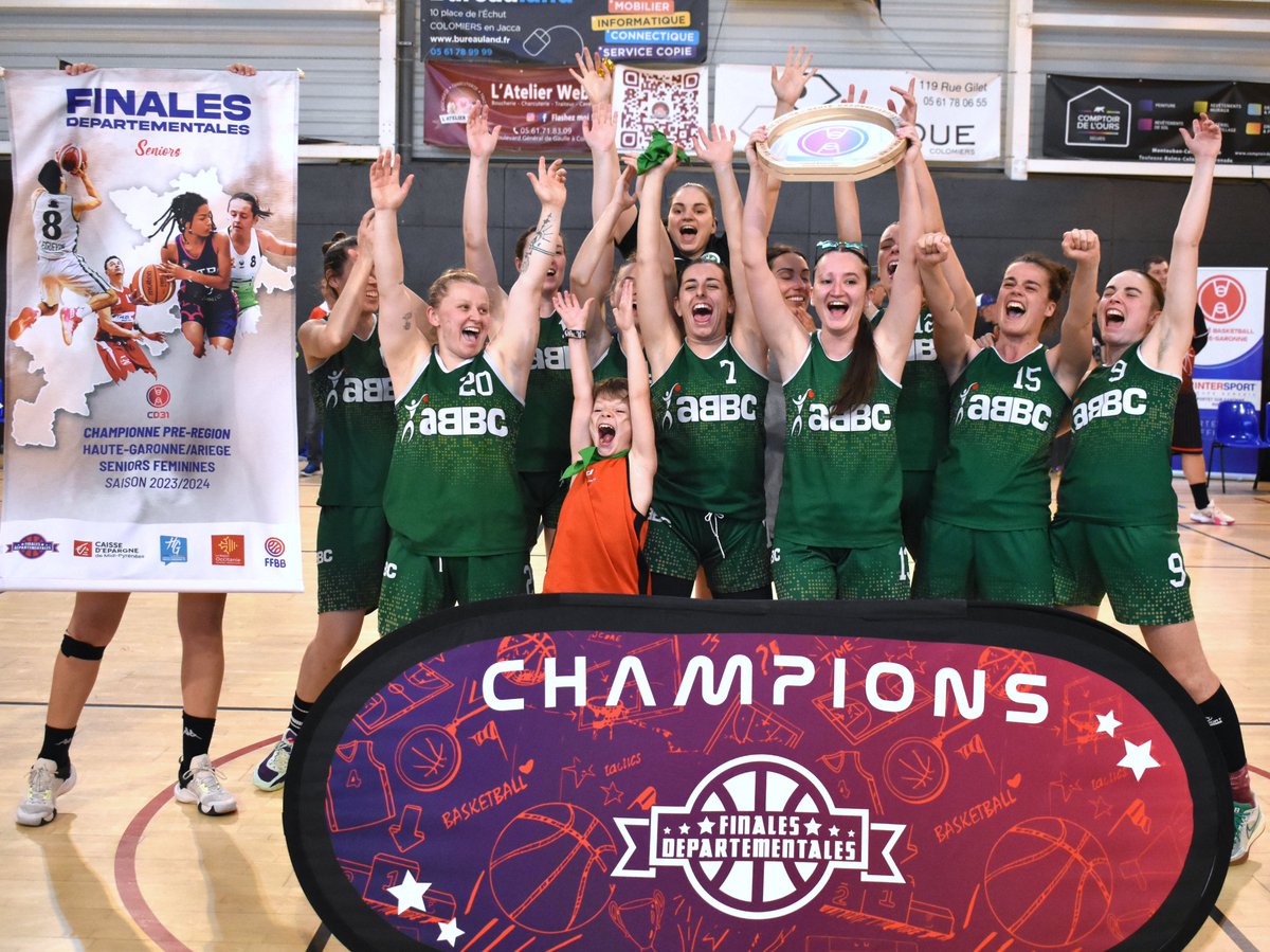Comitebasket31's tweet photo. 🏆CHAMPIONS DEPARTEMENTAUX🥇

Ils l'ont fait 💪 Bravo 👏

#comité #basket #hautegaronne #champions #departementaux https://t.co/KYLIbQTNPe