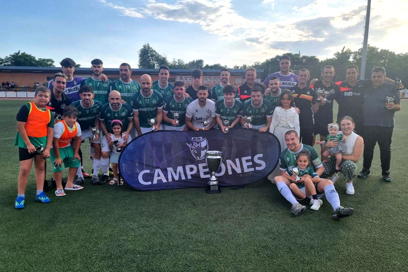 cd_ubedaviva's tweet photo. SÉNIOR⚽️| El #ÚbedaViva toma ventaja ante el Torredonjimeno B en la semifinal de la Copa @SubdeGobJaen 

✅ Anotaron Miguel, Rubio (2) y Lainez

📝 https://t.co/eC4109siY4 https://t.co/jyUCHPwH7u