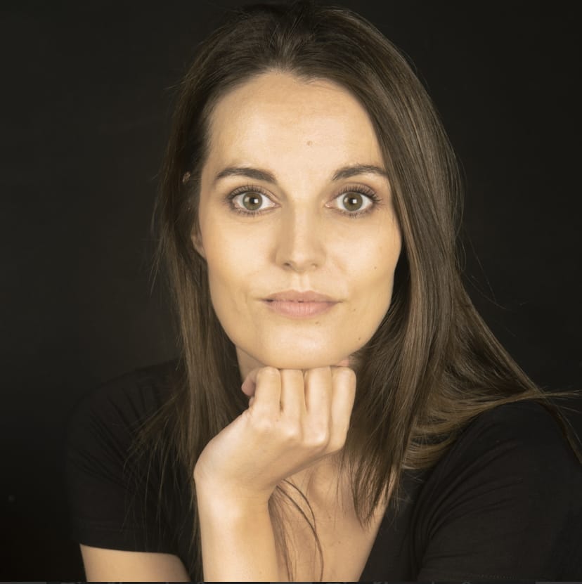 premiosmoretti's tweet photo. XIX ENCUENTROS MORETTI DE TEATRO 
Premio Delirios de Mujer 
CLARA PARADA https://t.co/X1Si8Kv3FO