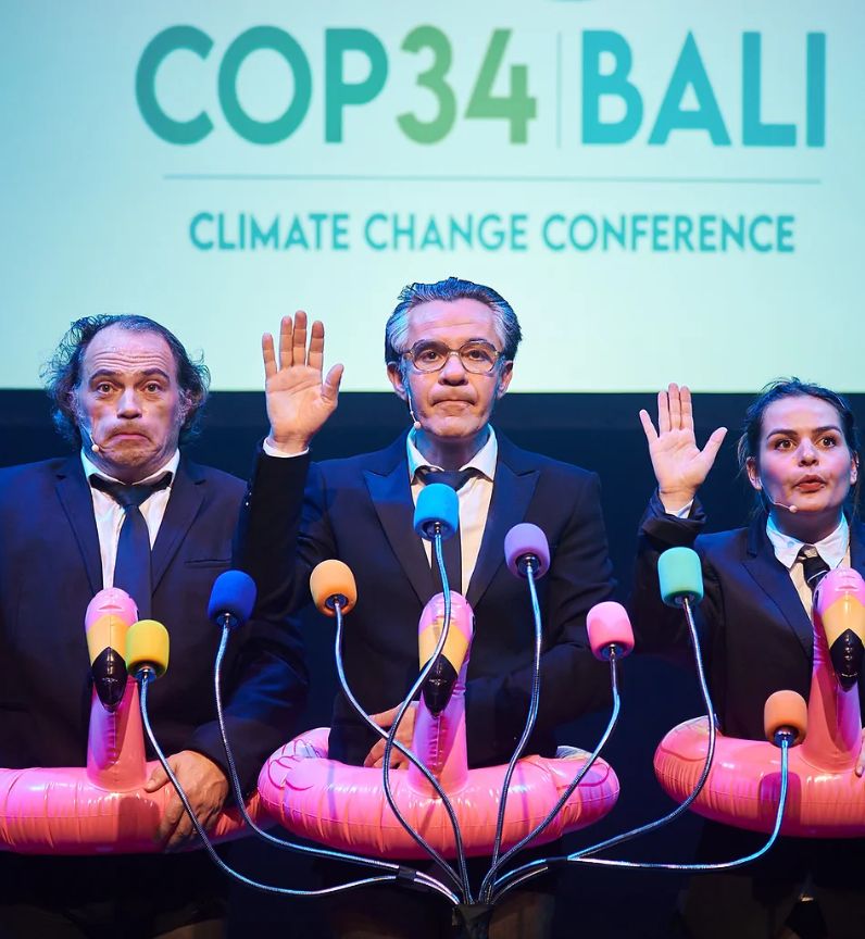 T4C_Paris's tweet photo. "Le rire est une arme de réflexion massive". 👊

Après plus de 1600 représentations, 7 festivals d’Avignon et de nombreux prix, Zygomatic sera présent à Tech for Climate? pour un spectacle de clôture digne de ce nom : Climax ! 

Billets gratuits : https://t.co/Fqg1rRJvt7 https://t.co/XRTUeJFqq7