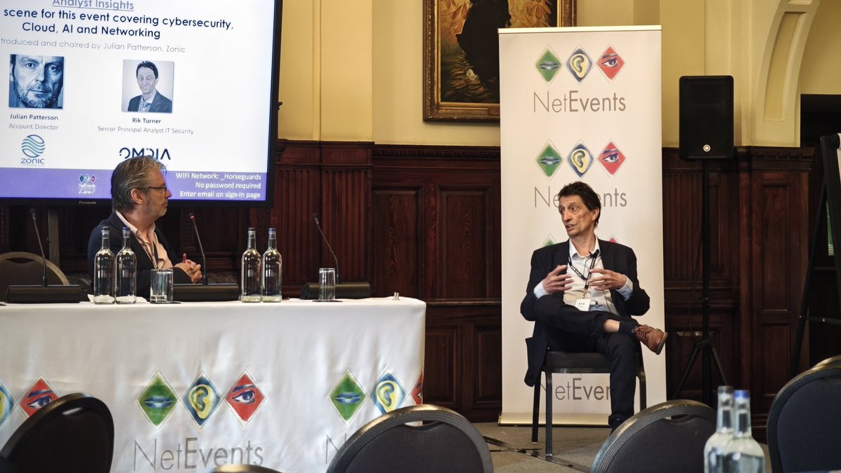 Arrancamos #NetEvents 2024 con un encuentro con Rik Turner, analista jefe de <a href="/OmdiaHQ/">Omdia</a>, con una clave que parece que muchos han olvidado:

"No puedes dejarlo todo en manos de la automatización, sigue siendo necesario el ojo humano"