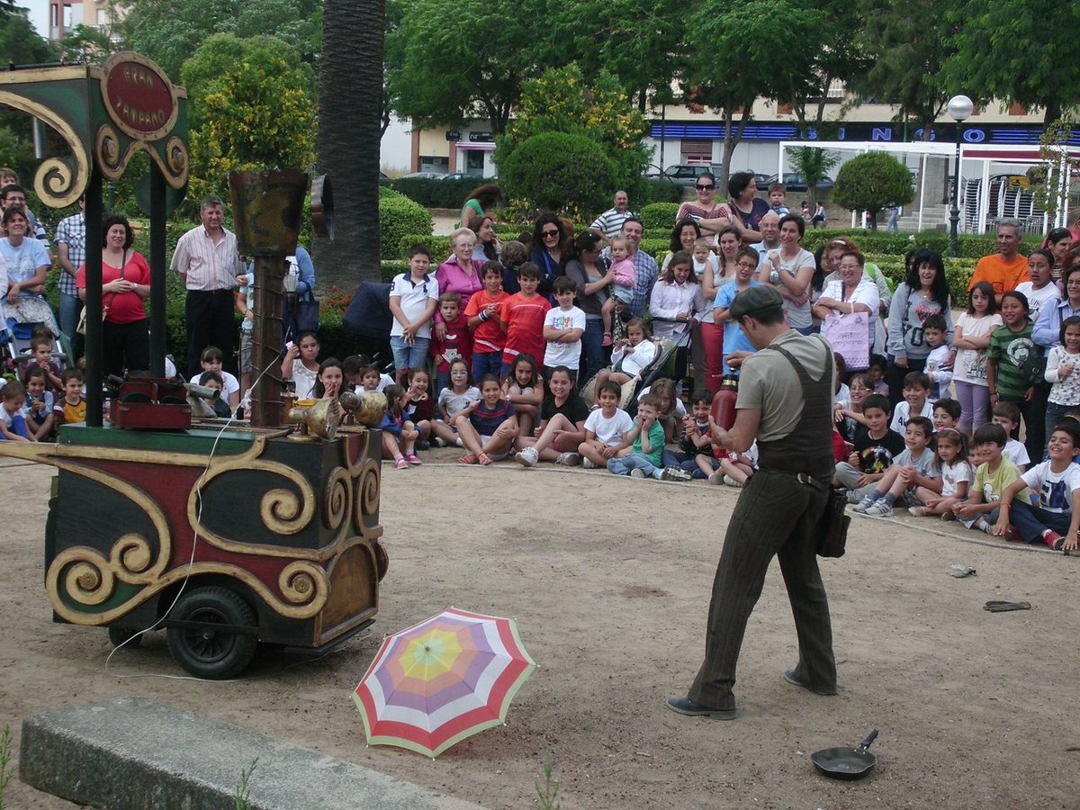 extremadura_tur's tweet photo. 🎩🪄 #DonBenito vuelve a convertirse en la ciudad de la magia del 3 al 8 de junio con el Festival Internacional de Magia de Extremadura #Extremagia
🗓️ PROGRAMA 👇
https://t.co/29oAXr5zGC
@cultura_EXT https://t.co/hKoV7HohPB