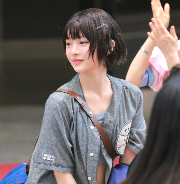 About Music tweet media