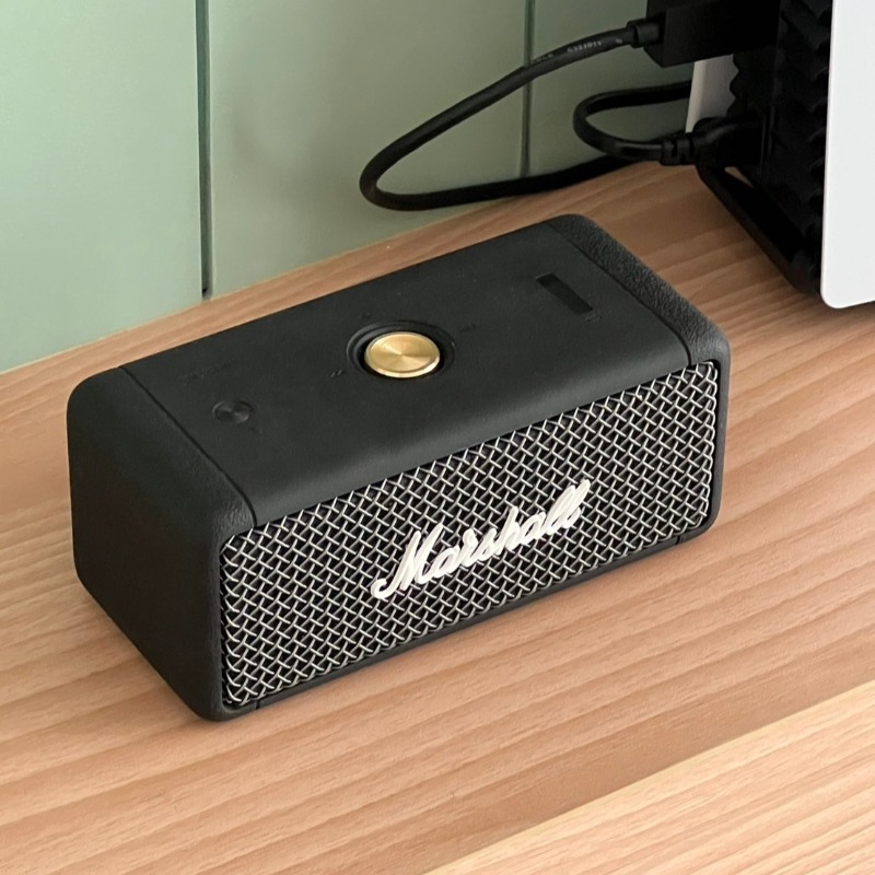 sansanmill's tweet photo. ลำโพง Marshall คือวางตรงไหนในบ้านก็สวยอะ สี black and steel คือโซเ��่🎵
ซื้อเพราะเสียงดี ✅
ซื้อมาแต่งบ้าน ✅✅