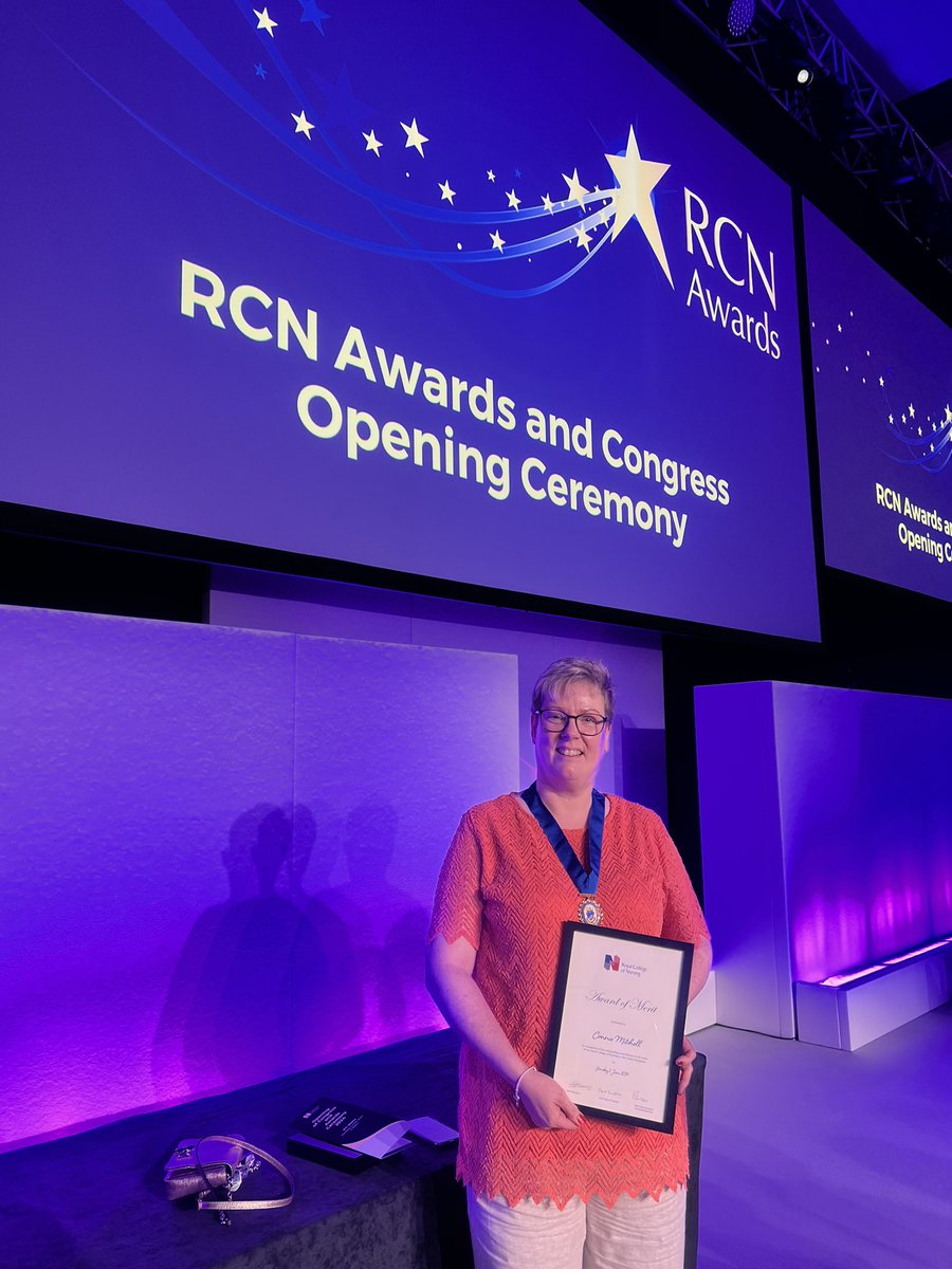 IndSectorNI's tweet photo. #Congratulations to @ConnieMitc55743 Network #Lead of the @RCN_NI @IndSectorNI #Nurse Managers #Network who received a #prestigious award of #merit at @theRCN #Congress2024 🤩

#Thankyou for all your work within the #independent sector, you are a fantastic nurse advocate✨ https://t.co/qu7jBYu607