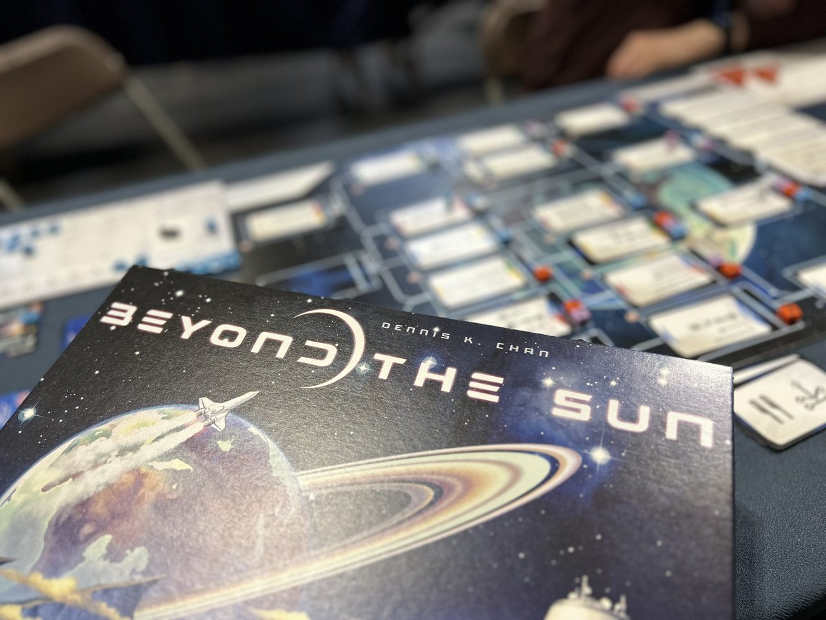 NoOrdinaryMeeps's tweet photo. Got in a 4-Player โBeyond the Sunโ at our #ukge24weekend. David #theFrenchman took a hard fought win with #datajon giving chase! https://t.co/nDPdnTzIqK