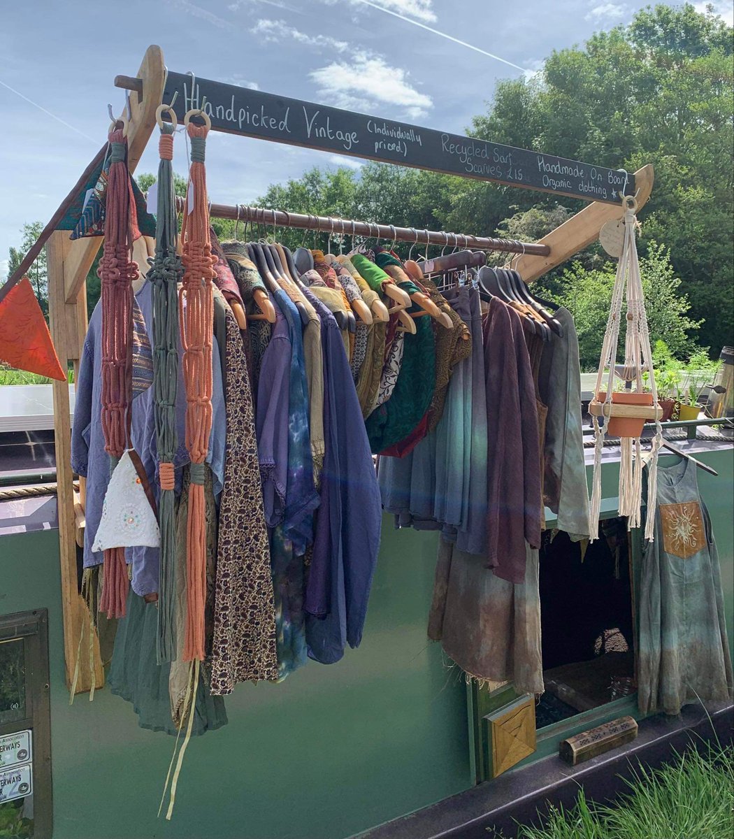 Middleport_Pot's tweet photo. THIS SATURDAY
8th June  Middleport Pottery Canal Festival  FREE ENTRY – 10am to 3pm Come along &amp; join us for our Canal Festival. A fun activity day packed with live entertainment, canal crafts, demonstrations, roving traders &amp; more! #stokeontrent #staffordshire #canalfestival https://t.co/nCuZbUJayn