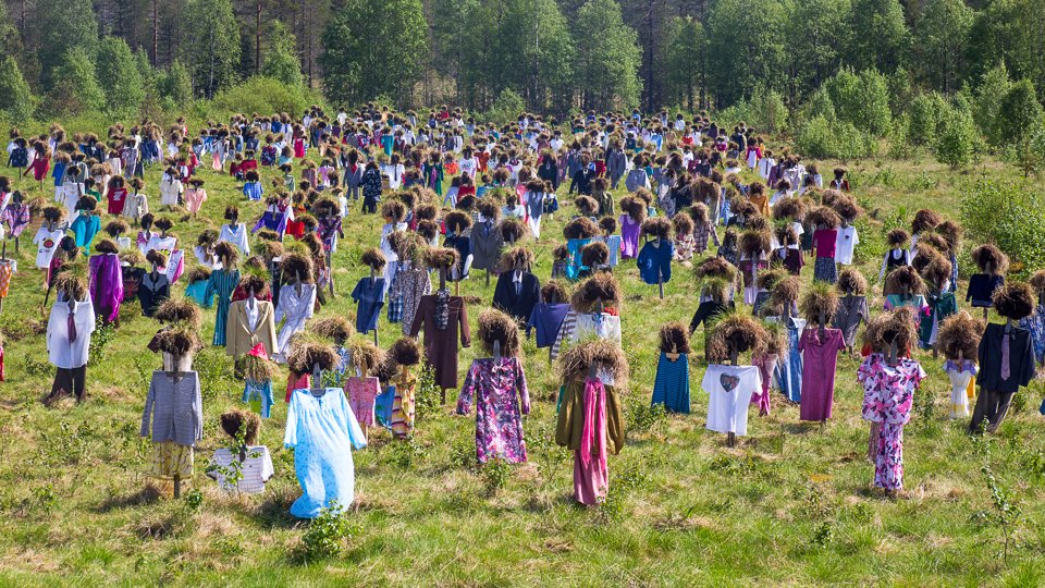 'The Quiet People' is a unique environmental artwork created by artist Reijo Kela, located some 30 km from Suomussalmi. They will get a new summer outfit on Thursday, June 6, starting at 9:30 a.m. Discover more reasons to visit the Wild Taiga region: 

discoveringfinland.com/blog/wild-taig…