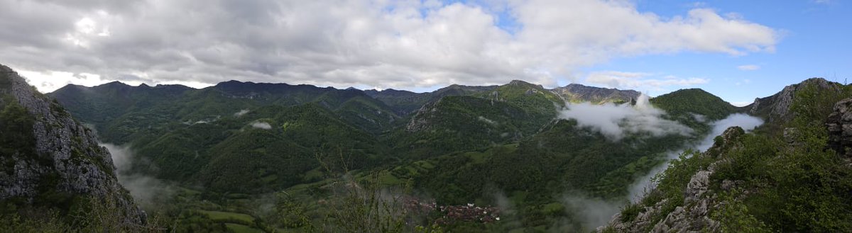 MovilidadAst's tweet photo. 🏔 La Reserva de la Biosfera de Redes cuenta con un nuevo mirador en Caliao. El @GobAsturias ha concluido las obras con una inversión de 25.000 euros procedentes de los fondos #NextGenerationEU y permiten disfrutar increíbles vistas sobre el desfiladero de Los Arrudos https://t.co/94aNQz7Q97