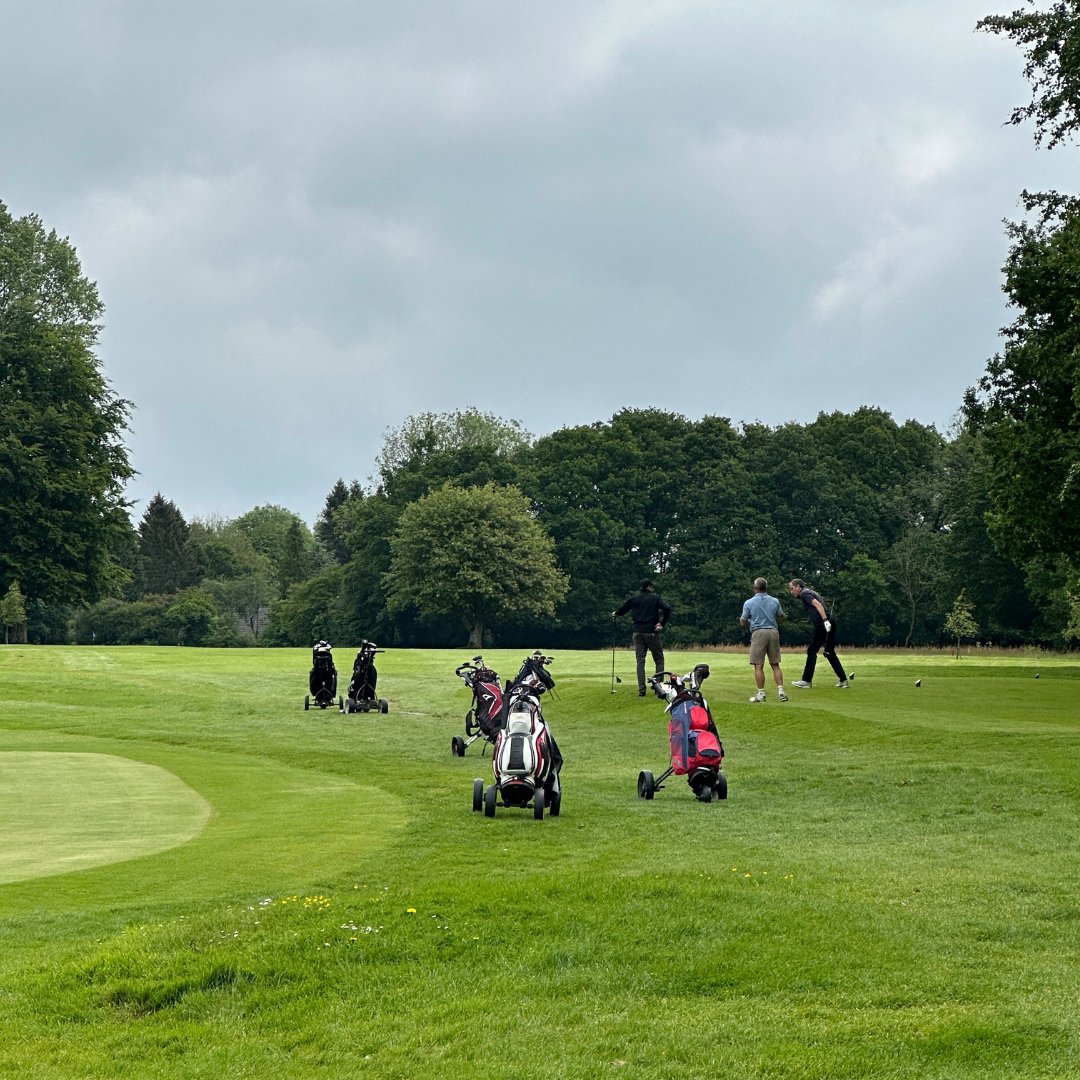 AltonGolf's tweet photo. Wonderful to see some new face's visiting Alton for the first time, looking to play some golf this week? Then why not book a round at Alton. Tee times are available 7 days a week, call 01420 82724 to book your tee time. #altongolfclub https://t.co/KJcUGYvjLq