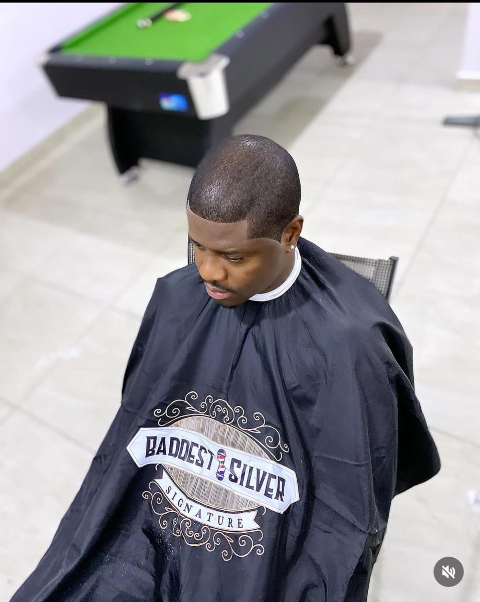 Mobile Lady Barber (@ruby_cutz1) on Twitter photo Home service!!!!✂️💈✨!!!! #rubycutz #ladybarber #barbergal #femalebarber #haircut <a href="/ayobanjiolawuyi/">Ayobanji The Great</a> @therealmifo <a href="/dongenic/">LOVER BOY ⭐️⭐️⭐️</a> <a href="/only1ceejayn/">Uncle Ceejay 🇳🇬 🇬🇧</a> <a href="/OgbeniSomebody/">Ogbeni Somebody</a> <a href="/HamtonMediaNG_/">Hamton Media NG</a> <a href="/MojeedAdeyinka1/">OMO IYA HAFUSA</a> Home service!!!!✂️💈✨!!!! #rubycutz #ladybarber #barbergal #femalebarber #haircut <a href="/ayobanjiolawuyi/">Ayobanji The Great</a> @therealmifo <a href="/dongenic/">LOVER BOY ⭐️⭐️⭐️</a> <a href="/only1ceejayn/">Uncle Ceejay 🇳🇬 🇬🇧</a> <a href="/OgbeniSomebody/">Ogbeni Somebody</a> <a href="/HamtonMediaNG_/">Hamton Media NG</a> <a href="/MojeedAdeyinka1/">OMO IYA HAFUSA</a>