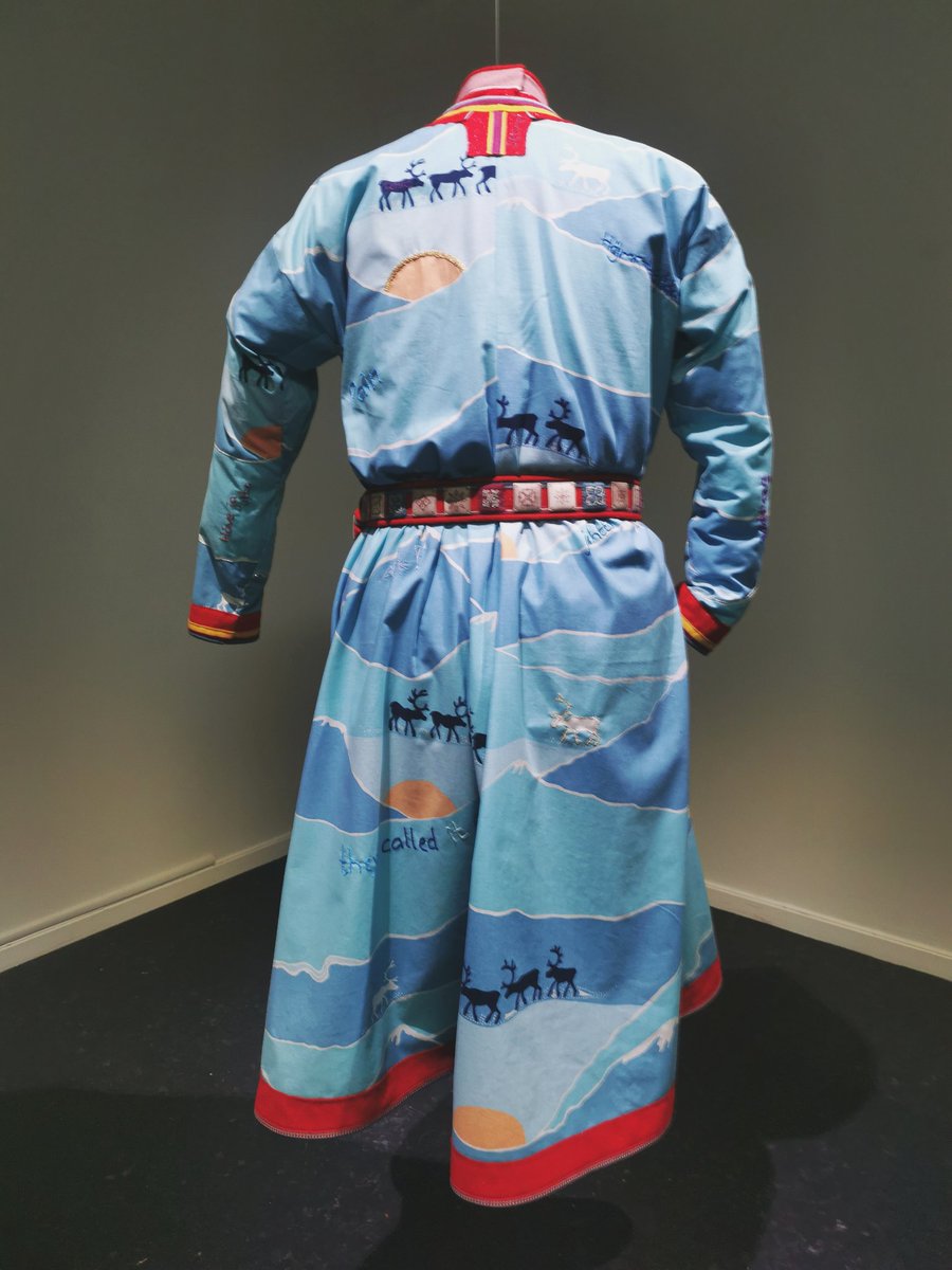 From Gullevaš/Golgolaš, an exhibition of works by eight artists from Sápmi examining the idea of ​​home, belonging, exclusion and identity. Showing until 23 June at Bodø Kunstforening (Bodø Art Association) 
kulturkalender.bodo2024.no/Event/7263993 <a href="/Visitbodo/">Visit Bodø</a>