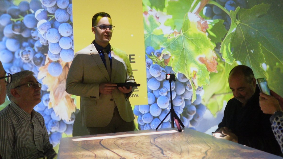 𝘊𝘐𝘍𝘗 𝘚𝘪𝘮𝘰𝘯𝘦 𝘖𝘳𝘵𝘦𝘨𝘢 📚 tweet media