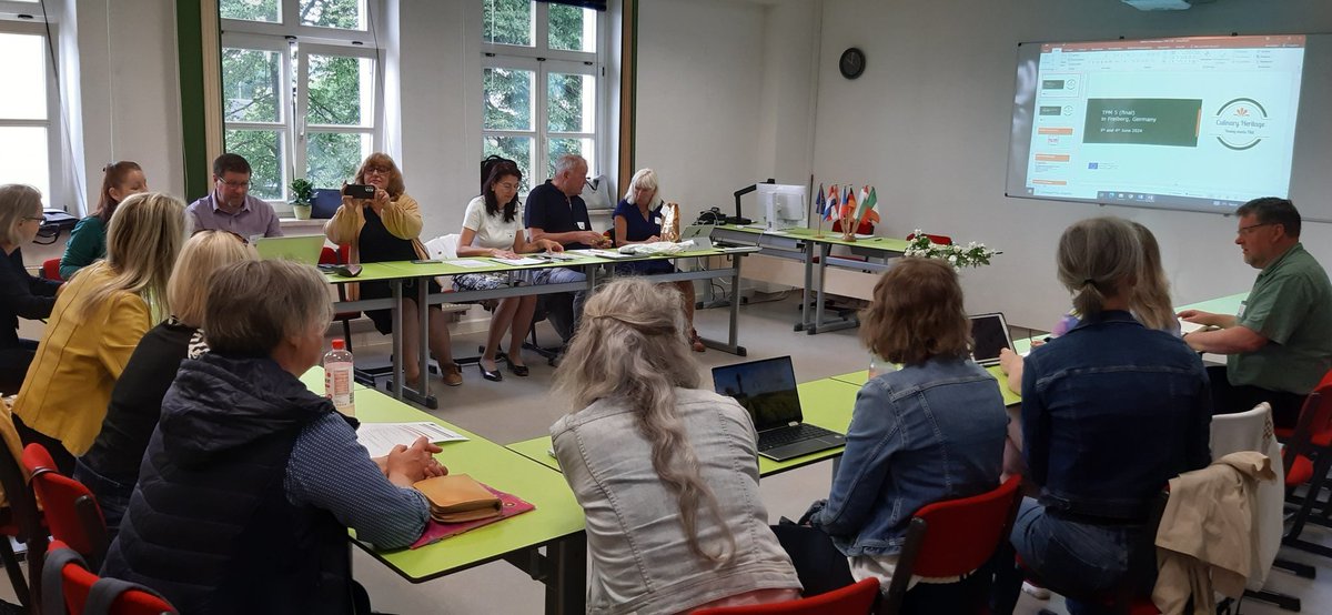 CETBEUprojects tweet media