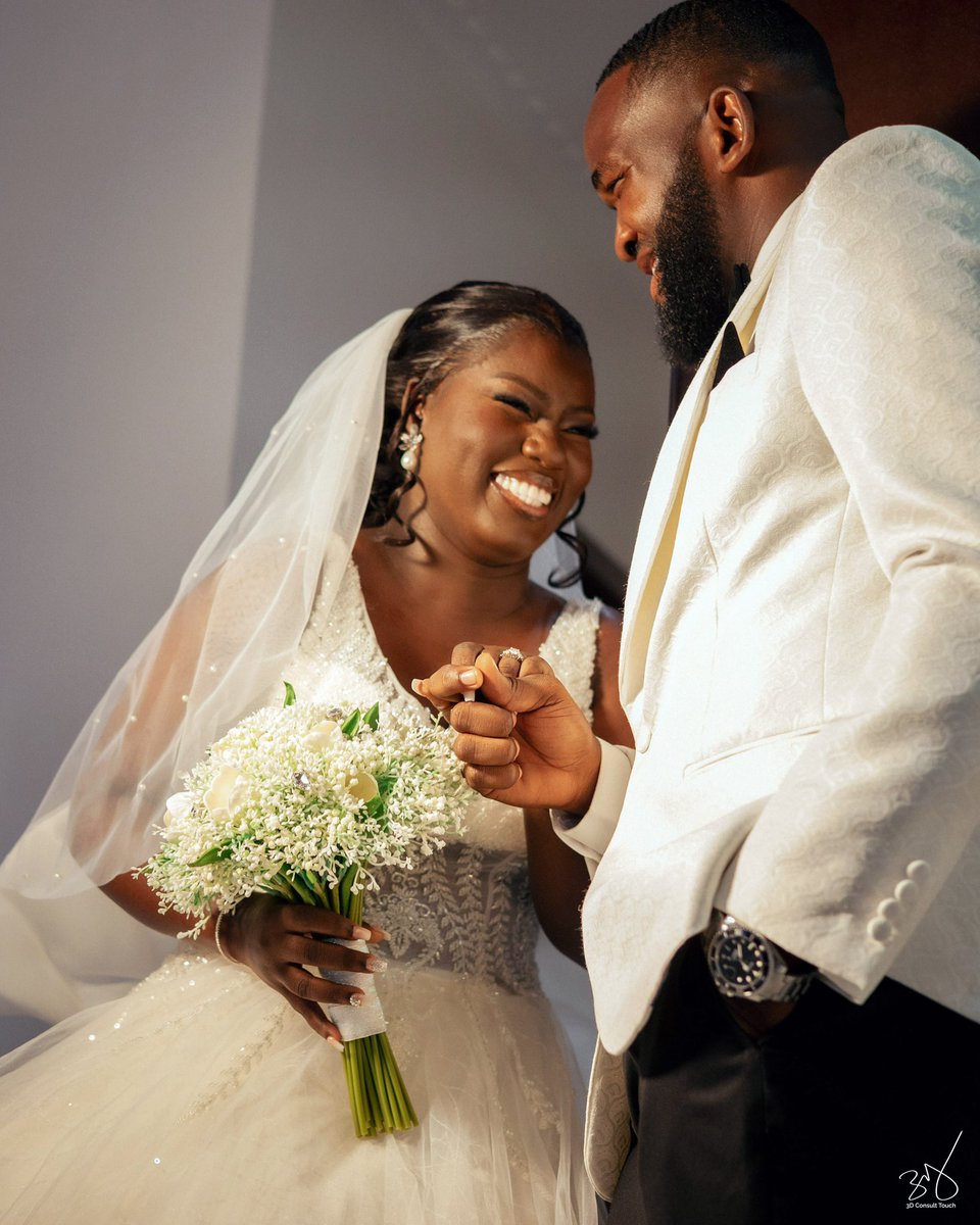 Thedanny3d's tweet photo. Smile on 😍✨
Congrats Nate + Flora 

📸 by me: https://t.co/ToofpkfvCo