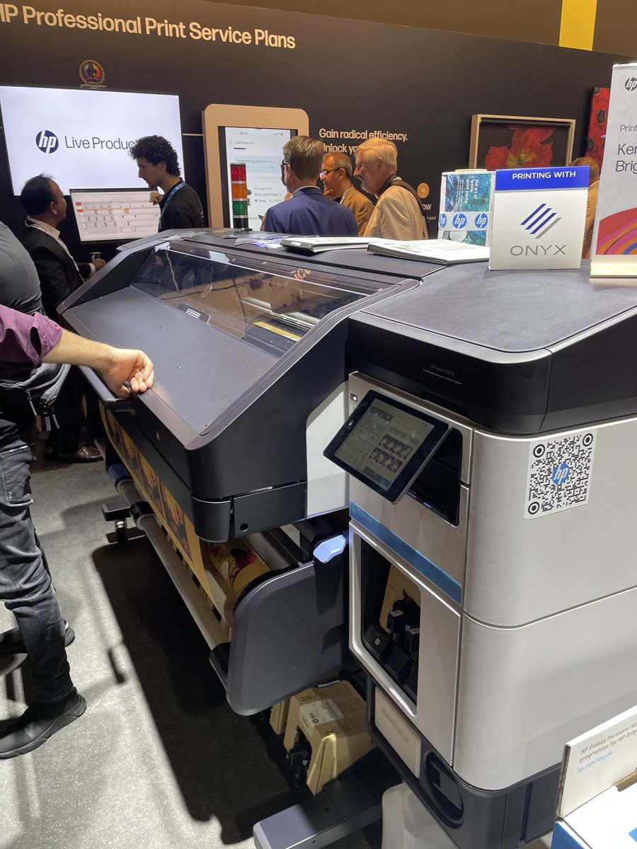 onyxgraphics's tweet image. ONYX in Action at drupa 2024! 🚀 While roaming the event, our team is actively engaging with the latest innovations and sharing how ONYX software can elevate your printing operations. Catch us in discussions, exploring new technologies, and demonstrating our expertise. 🖨️✨