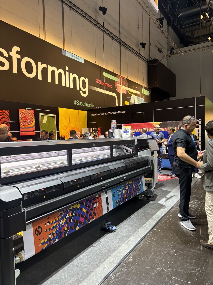 onyxgraphics's tweet image. ONYX in Action at drupa 2024! 🚀 While roaming the event, our team is actively engaging with the latest innovations and sharing how ONYX software can elevate your printing operations. Catch us in discussions, exploring new technologies, and demonstrating our expertise. 🖨️✨