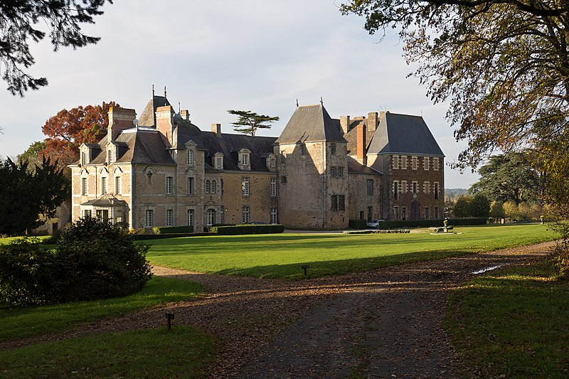 MonumentumFr's tweet photo. Château de Pordor à #Avessac (#LoireAtlantique) Les premières mentions d'une résidence remontent au XIVe siècle. Au XIXe siècle, l'orientation générale du château change. Ce dernier se compose d'un ensemble de ...
Suite 👉 https://t.co/BF94S4WDLm
#Patrimoine #MonumentHistorique https://t.co/OWPNncYmpW