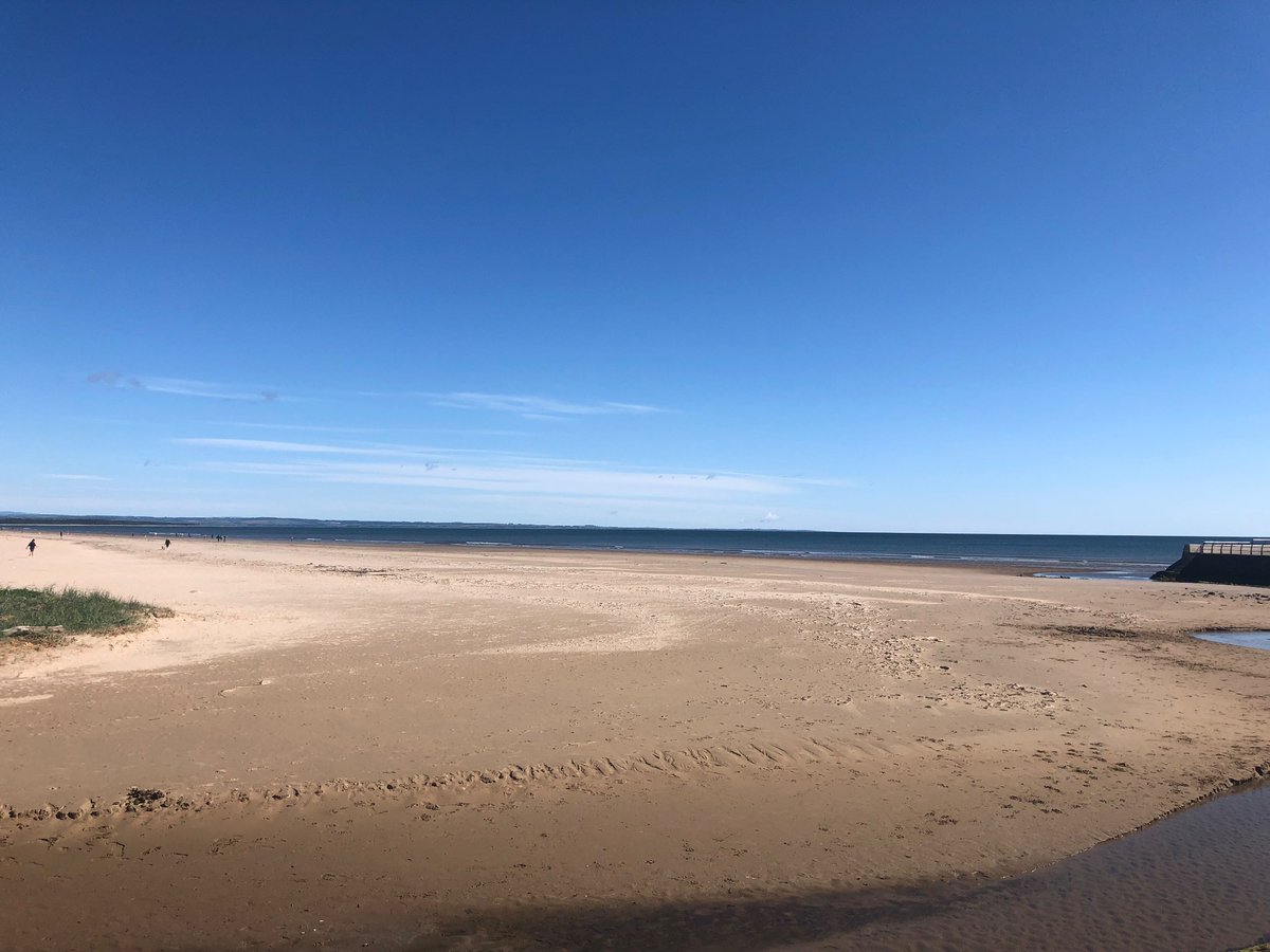 _AmyNewell's tweet image. In St Andrews for #Eastbio24 @EastbioDTP. I seem to have brought some sun back from Spain 🏴󠁧󠁢󠁳󠁣󠁴󠁿☀️