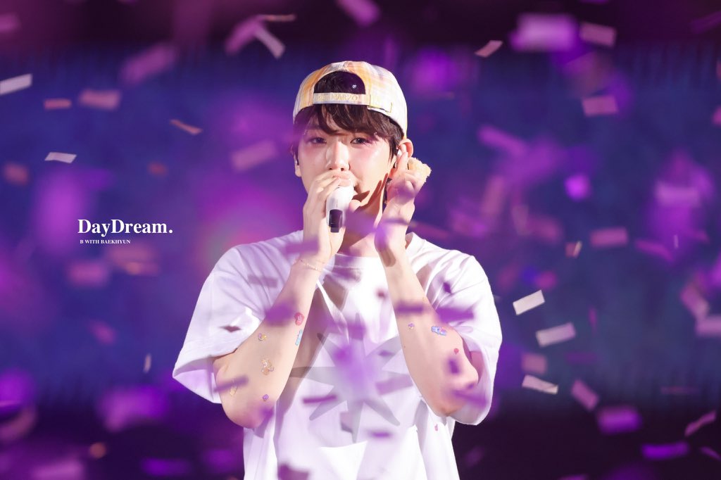 Daydream506B's tweet photo. 240601
puppy
#BAEKHYUN
#백현 #변백현 #边伯贤 
@B_hundred_Hyun
@INB100_official https://t.co/mg70z2E057