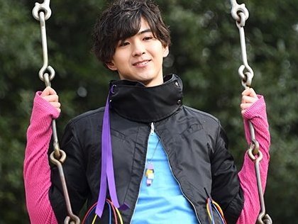 어서와 M
여기까지 용케 잘 올라왔네
하지만 이젠 쉽지 않을거야 
나,사슬낫의 파라드가 상대니까