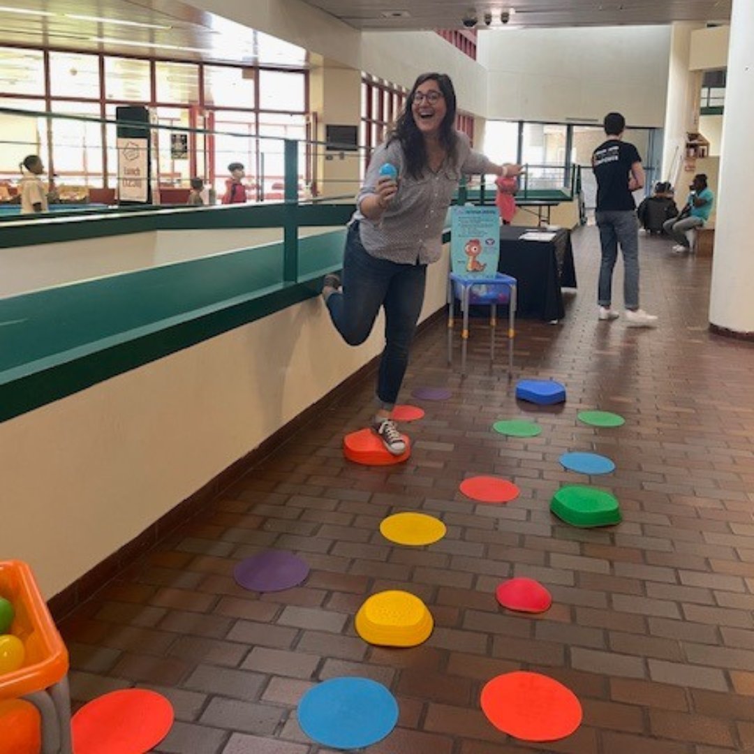 This past Saturday, GBH Education and @NOVAeducation enjoyed an engaging day at the @BostonSchools STEAM Fest. We provided NOVA resources, challenged students to participate in Design Squad Latinx engineering activities, and introduced families to Playtime with the Wombats!