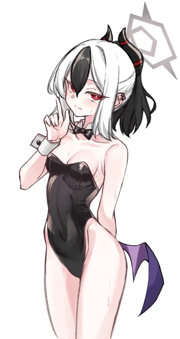 カヨコはバニー来ても恥ずかしがらずに、ふーん先生ってこういうのが好きなんだってニヤニヤしてくれそう。いやしてくれるはず…してください……っていうrkgk 