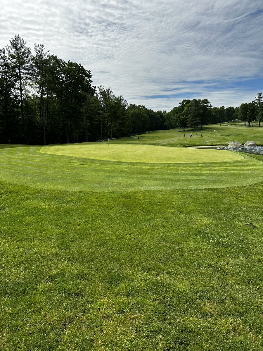 My 4th season here <a href="/ShakerHills/">Shaker Hills C.C.</a> and these are the best greens I’ve seen so far! <a href="/TurfTrainer/">TurfTrainer</a>