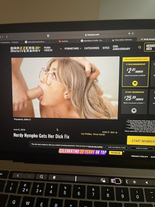 trailer out now on @Brazzers https://t.co/1DukgraepR<a class="tags" href="/tag/brazzers">@brazzers</a>