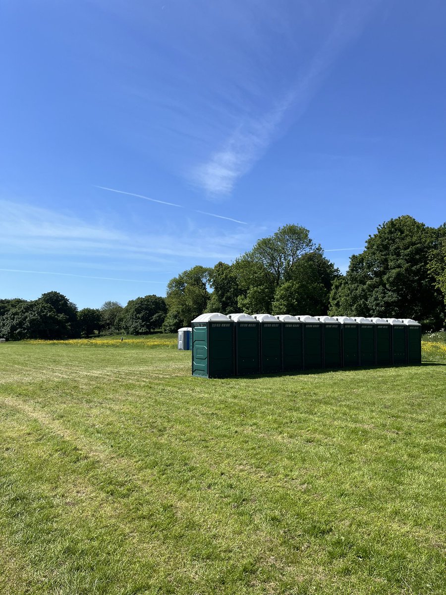 Indigo Greens (@indigo_greens) on Twitter photo At 11:20am yesterday I walked across the Knavesmire and I just wanted to praise the amazing job that <a href="/StNicksFields/">St Nicks #YorksGreenHeart</a> were doing with the tidy up operation from the <a href="/YorkPride/">York Pride ๐ณ๏ธโ๐</a> event on Saturday! Thanks guys for doing such great work #York ๐๐ At 11:20am yesterday I walked across the Knavesmire and I just wanted to praise the amazing job that <a href="/StNicksFields/">St Nicks #YorksGreenHeart</a> were doing with the tidy up operation from the <a href="/YorkPride/">York Pride ๐ณ๏ธโ๐</a> event on Saturday! Thanks guys for doing such great work #York ๐๐