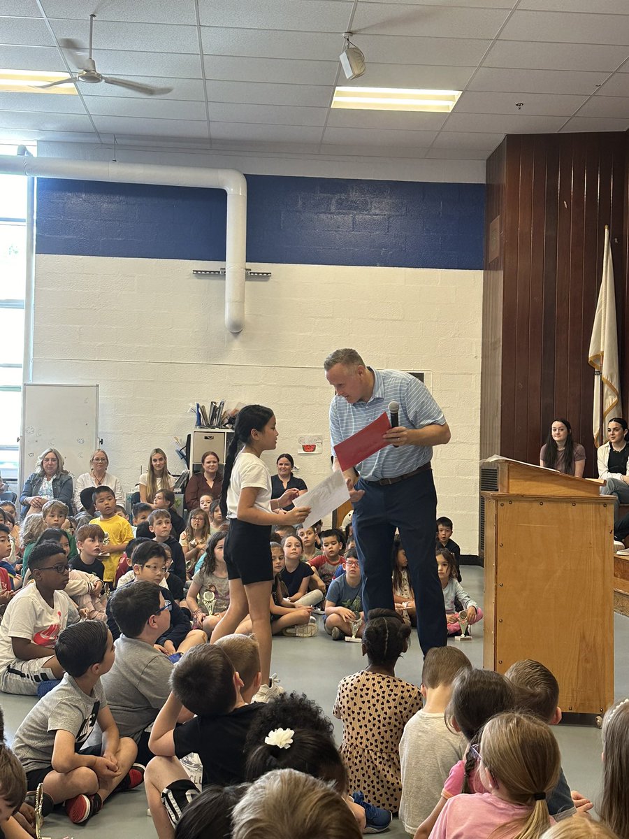 Hollis Hawks (@hollisbpsedu) on Twitter photo 