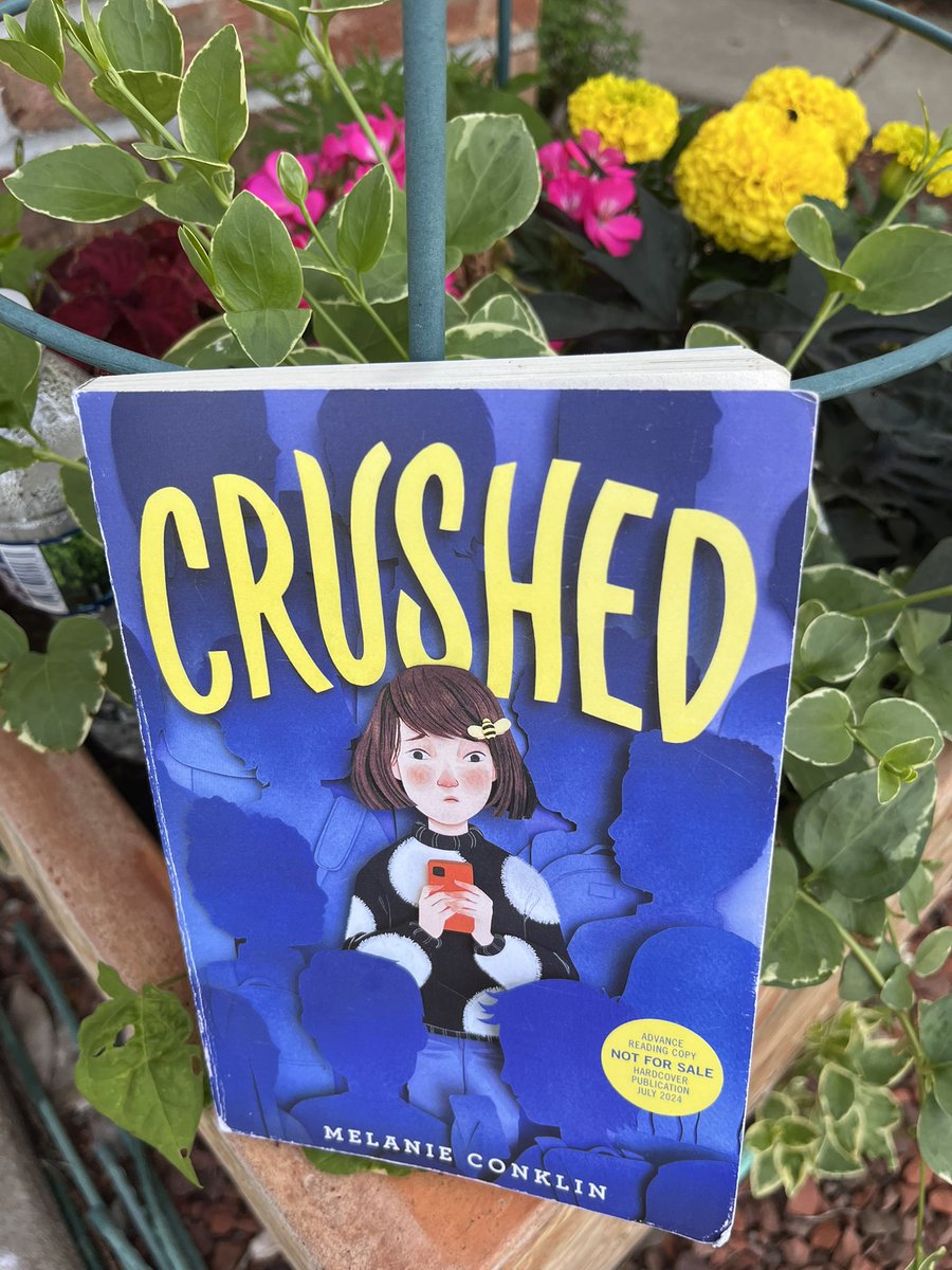 Well, it’s always a treat to read a book by @MLConklin and you will want to pick up her latest title. Crushed. TY for sharing with #BookPosse <a href="/LittleBrownYR/">Little, Brown Young Readers</a>