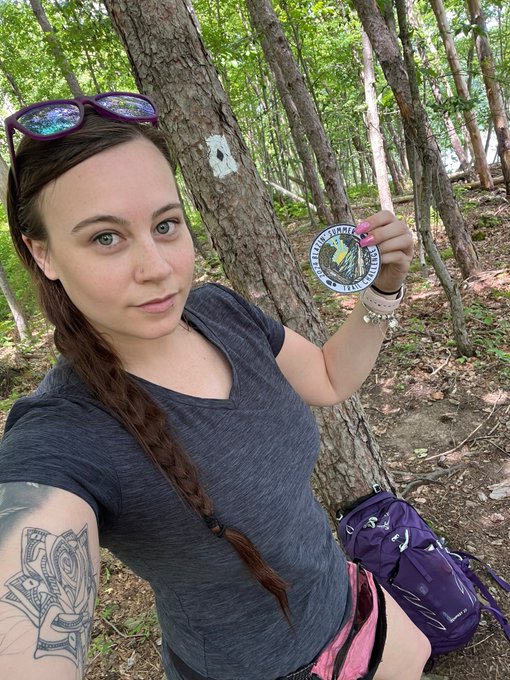 My weekend ☀️👣⛰️🌲  Hike 1 in the books for the #Blazinsummertrailchallenge https://t.co/TY6xvRr2gh<a href="/tag/blazinsummertrailchallenge"class="tags"><span>#blazinsummertrailchallenge</span></a>