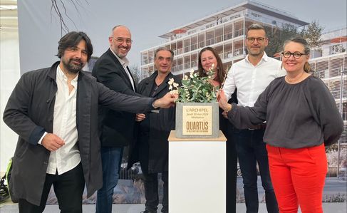 Vénissieux : la première pierre de «L’Archipel» a été posée dlvr.it/T7mckN