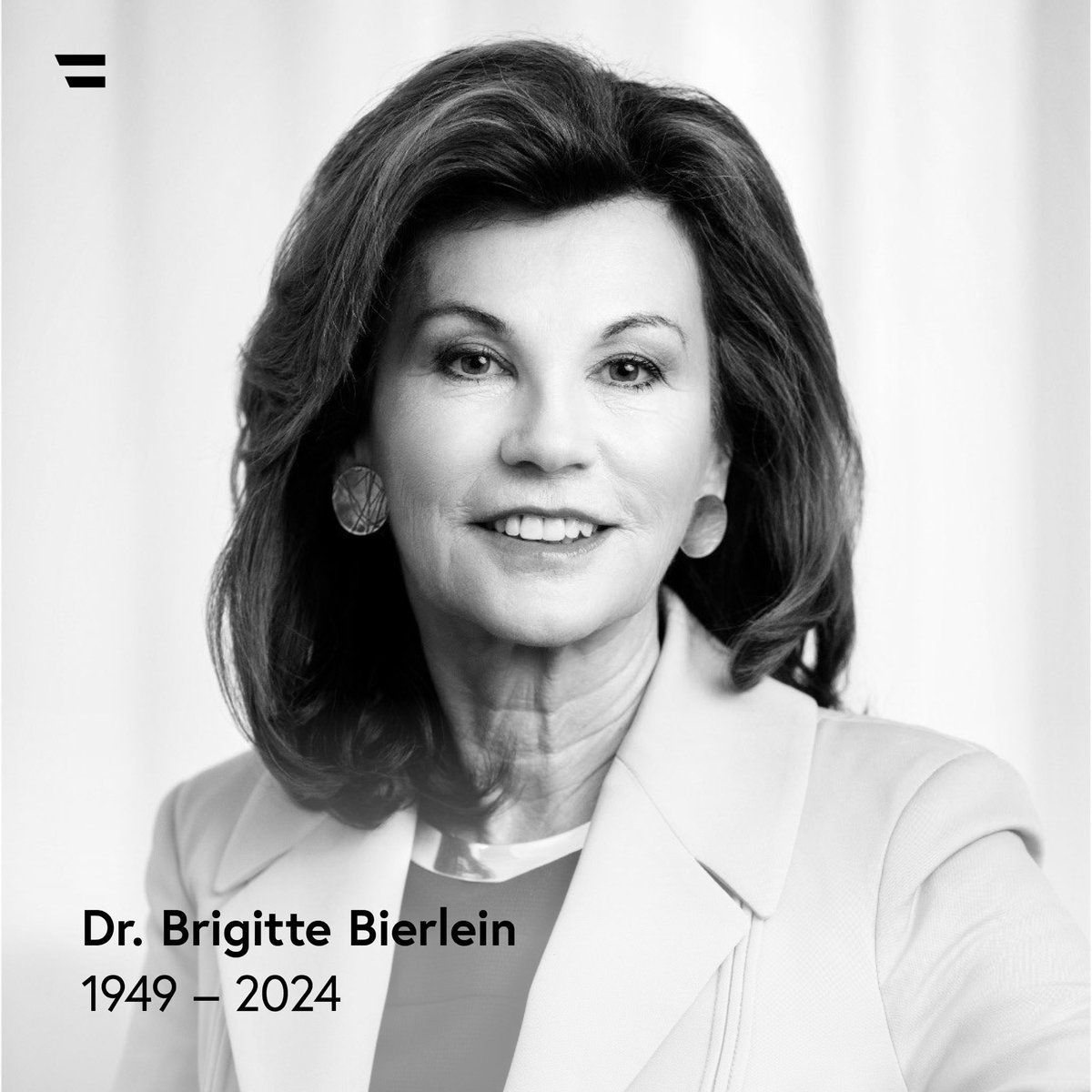 bkagvat's tweet photo. Wir trauern um Österreichs erste Bundeskanzlerin Dr. Brigitte Bierlein. https://t.co/hWFTeLqlpK