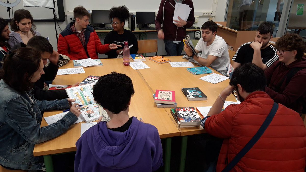 IESSanClemente's tweet photo. Visita á @eoisantiago de #plurifp PT e #clubsdelectura
https://t.co/zZLlaBWUrw
https://t.co/OhH4LhFfqR
#bescolaresgal @bescolaresgal
#bescolaresabertas https://t.co/XxTqon0b7m
