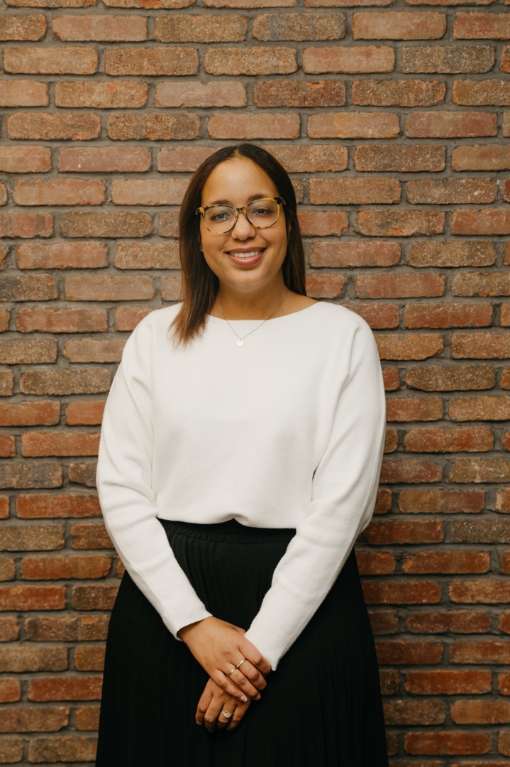 SWA_CRE's tweet photo. Best-in-class service starts with best-in-class people. 

We are excited to announce that Holy Smith has joined our team as Operations Manager! 
 
For the past decade, she has been involved in web development, marketing, community building, and hospitality. https://t.co/dXE1UxeI1Y