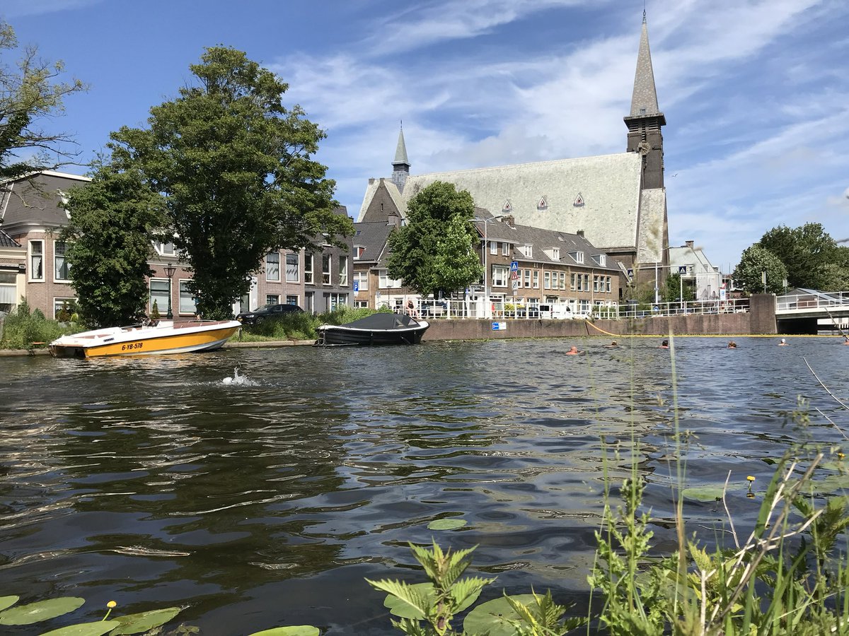 Het mooiste openluchtzwembad van Nederland is zondag 16 juni open! 🏊🏿‍♀️ Schrijf je vandaag nog in via swiminleiden.nl

#Leiden #Singelpark #openwaterzwemmen #mastersswimming