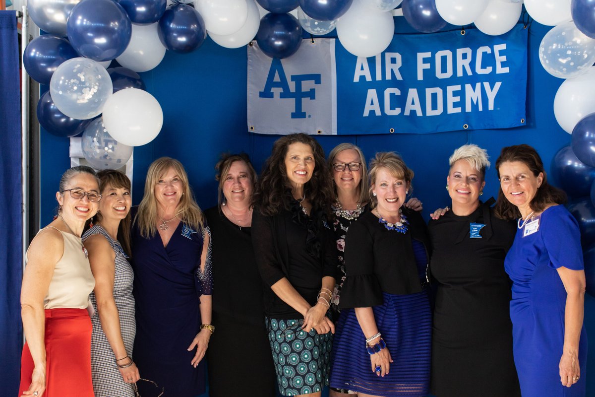 AirForceGrads tweet picture