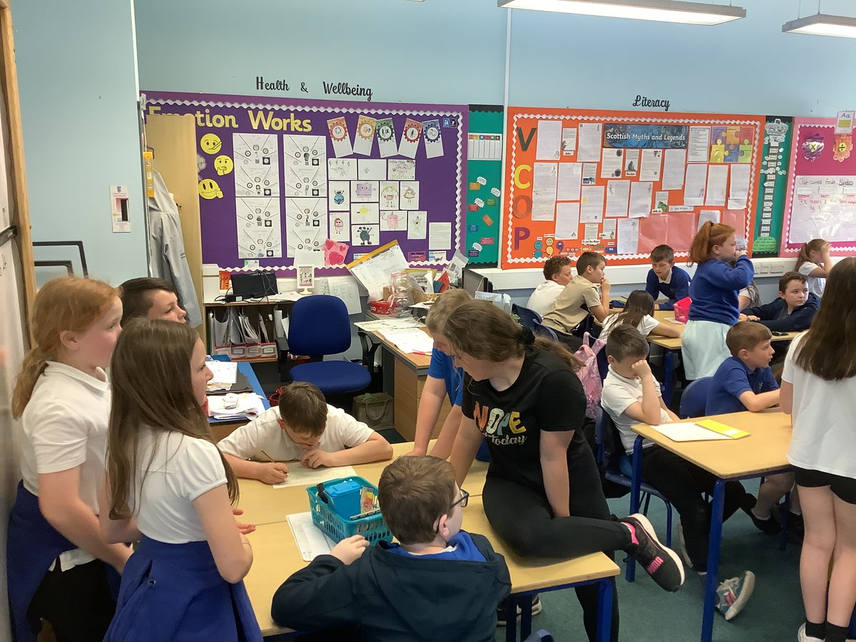 DeanburnP6HE's tweet photo. We finished our day with a fun Health Quiz with @DeanburnPS_P6M  from @ASC_Steph  
Congratulations to our winning team! #DPSHealthWeek24 https://t.co/sqrpCW6jB8
