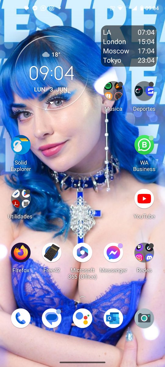 fernandomerino's tweet photo. Mi fondo de pantalla para la semana es la bellísima @jewelz_blu. #CerdazzoTeInforma ¿Cuál es el suyo?

Ya vienen los #TitularesDelDia https://t.co/P9Myexzyza