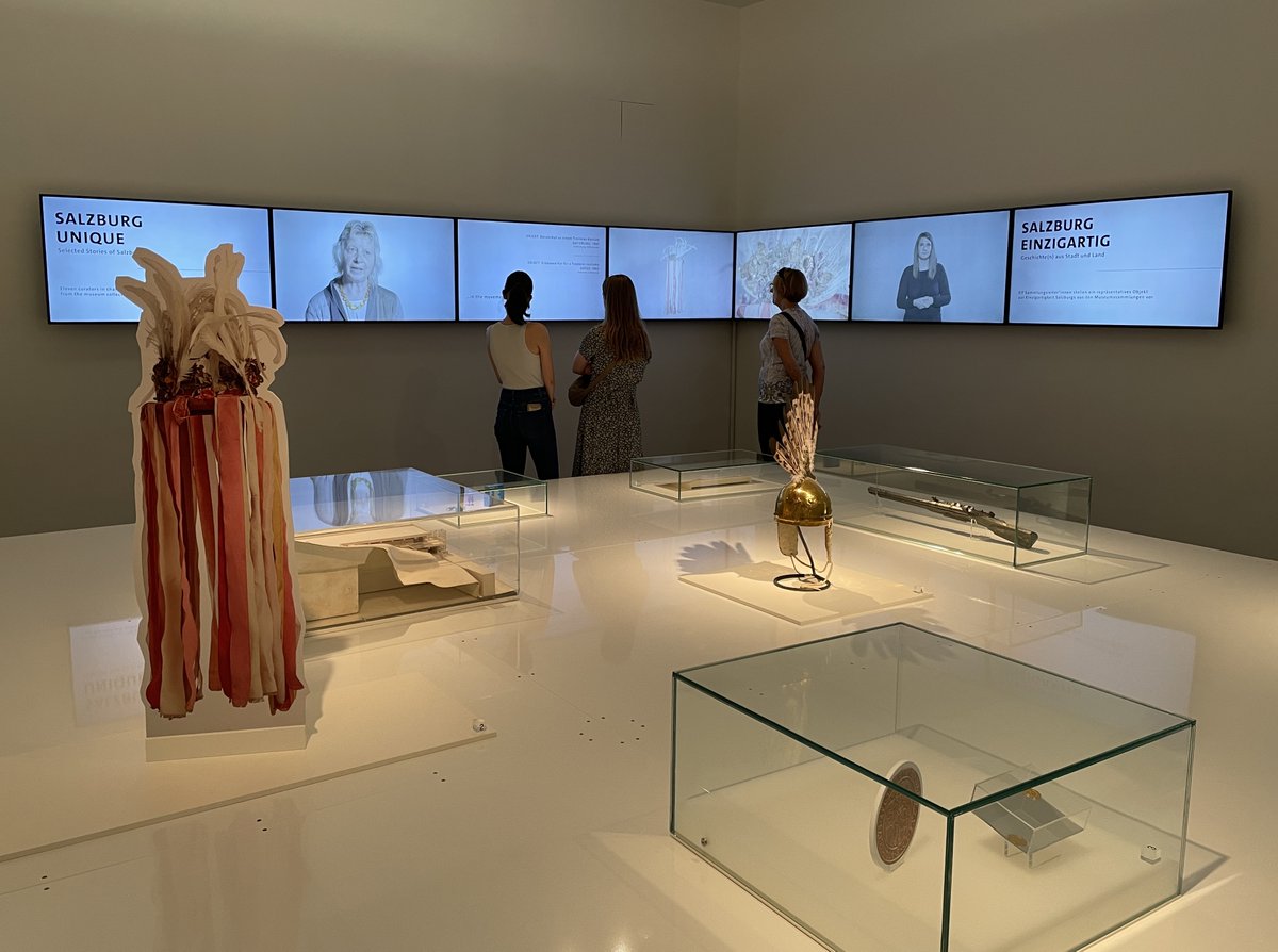 InterpDesign's tweet image. Making curators approachable can be employed as an element  of improving relatability between visitors and perceived formal institutions.  How might you form the beginnings of  a relationship between your visitors &amp;amp; staff? Relating to Visitors blog post on eidcoaching.com