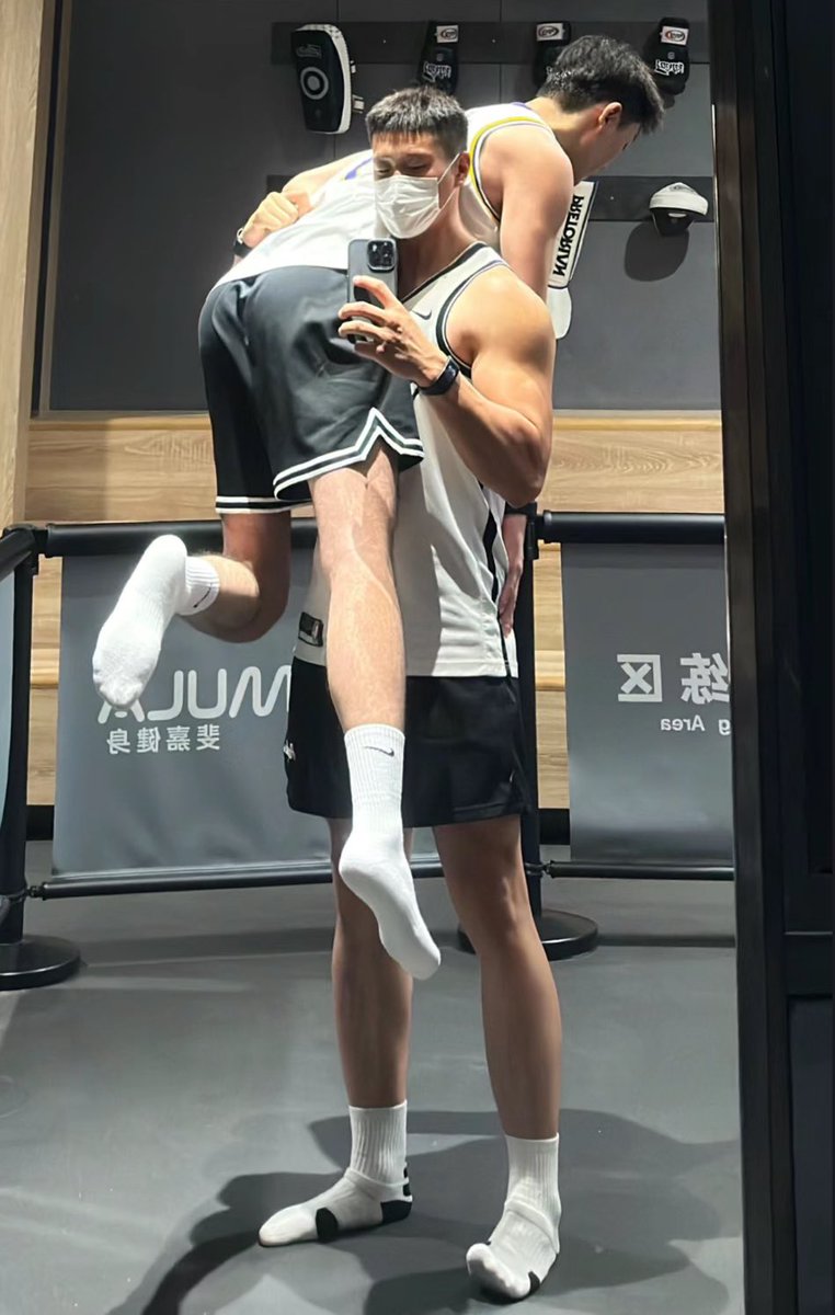 White Boy (@weiting0571) on Twitter photo 