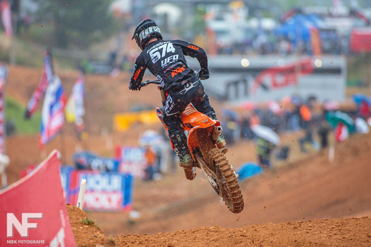 Het EK motorcross is uit de startblokken geschoten en Gyan Doensen geeft vol gas. Samen met zijn trainer Barry Forschelen en onze TeamNL experts gaat het toptalent voor eremetaal🏆

👉 brabantsport.nl/nieuws/motorcr…

📸 Niek Fotografie , Phawkmedia, Ray Archer

#brabantsterkerdoorsport