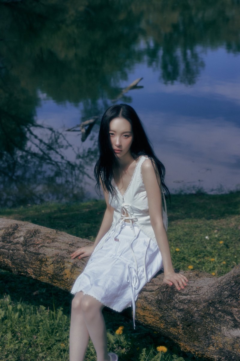 SUNMI Digital Single 〖Balloon in Love〗
CONCEPT PHOTO #2

🎈💗
Balloon in Love
2024.06.13 6PM (KST)

'Balloon in Love' Pre-Save &amp; Pre-Add
🔗 orcd.co/bil 

#SUNMI #선미 
#Balloon_in_Love