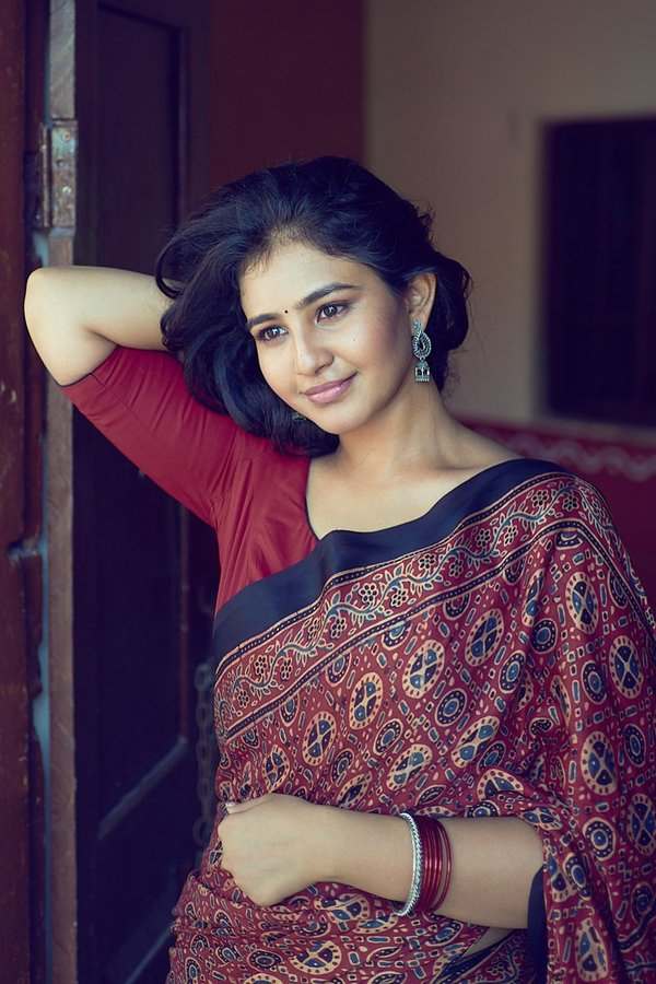 GPJ6ilobgAErSPn?format=jpg&name=900x900