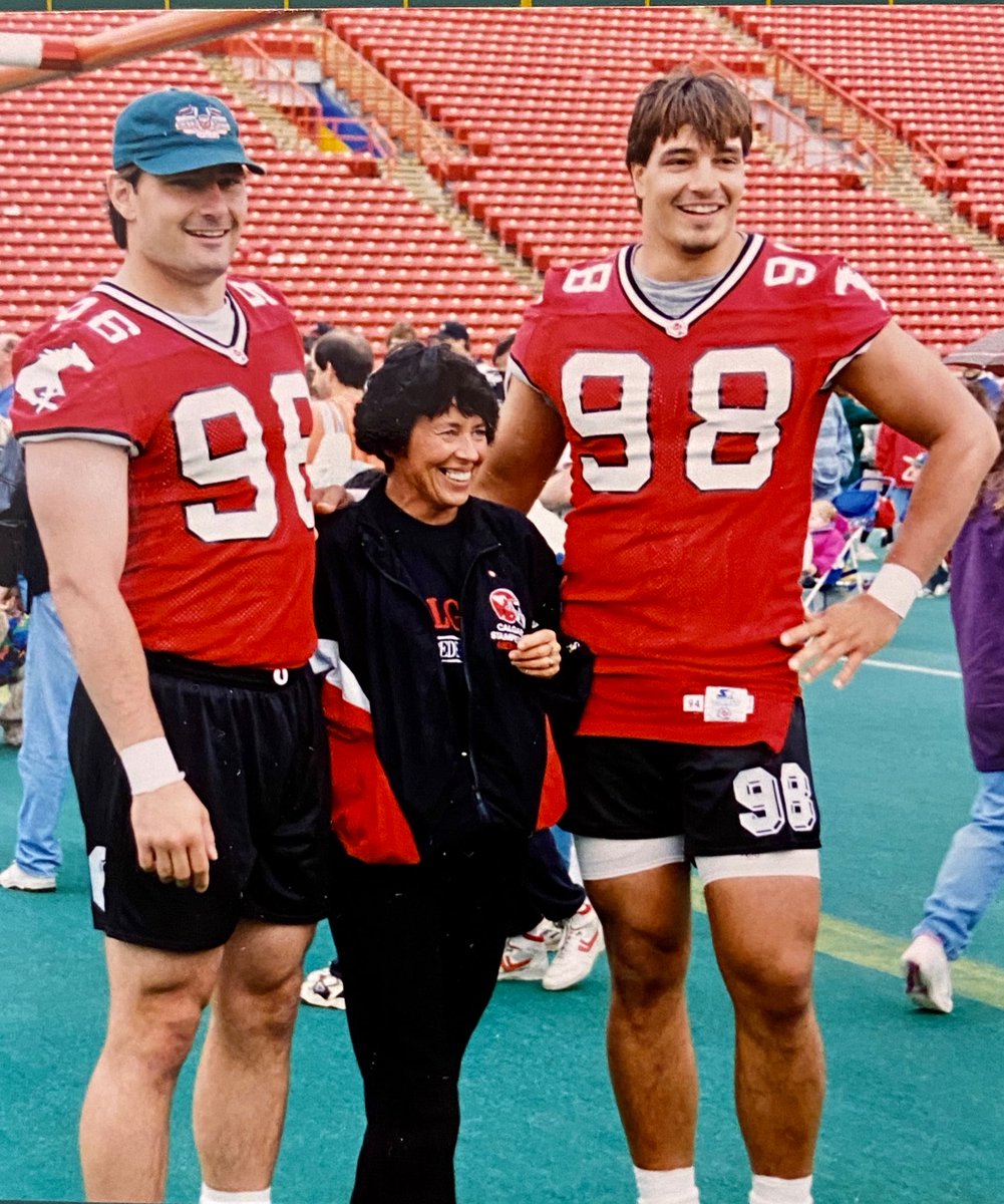 MakeTheFinal's tweet image. Gimme the Zizakovic brothers. #cfl #CFLKickoff