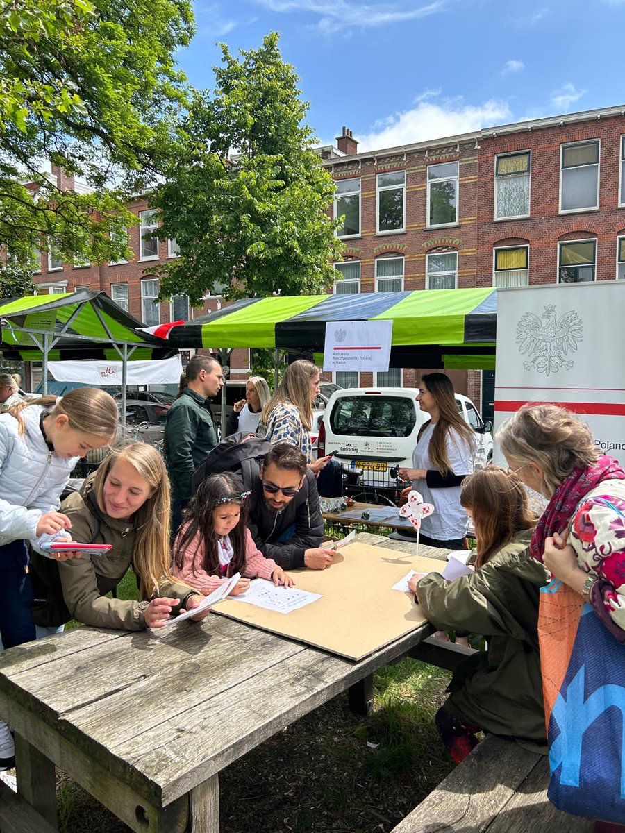 PLinNederland tweet media